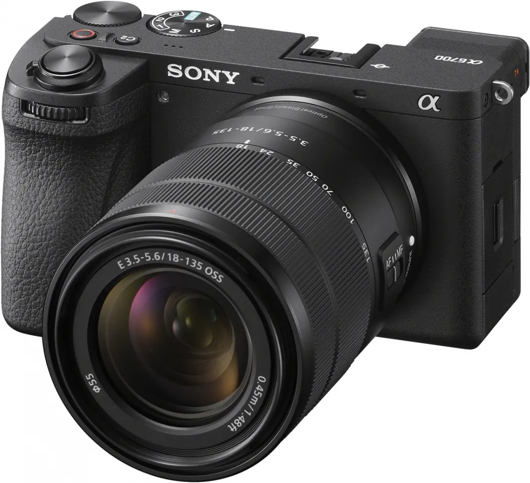 Sony Alpha ILCE-6700 + 18-135mm – Bild 3